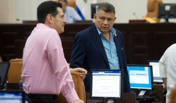 Wálmaro Gutiérrez prefiere a Wilfredo Navarro antes que a un «militante traidor»