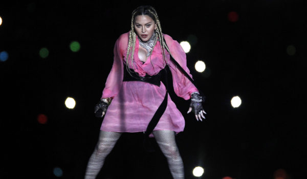 Madonna demandada por dos fans por retraso de 2 horas en su concierto de Nueva York