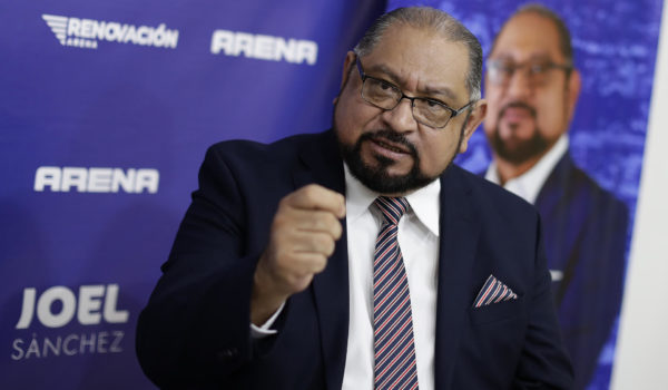 Joel Sánchez, el migrante salvadoreño convertido en empresario que busca la Presidencia