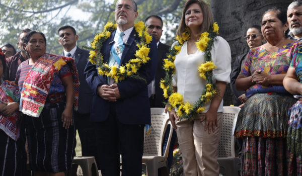 El presidente de Guatemala cita a la fiscal general que intentó evitar su investidura