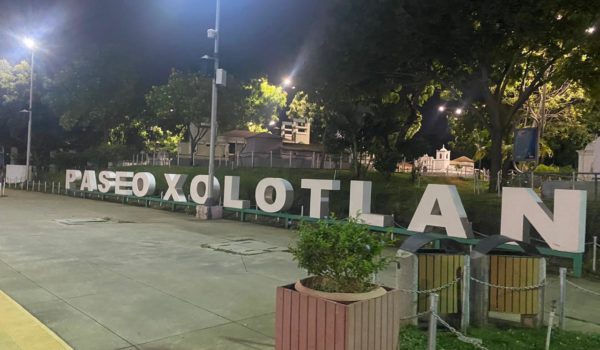 Paseo Xolotlán continúa deteriorándose por falta de mantenimiento 