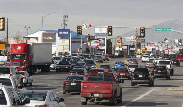 Latinoamericanos pasan 25 días del año en el transporte, según estudio