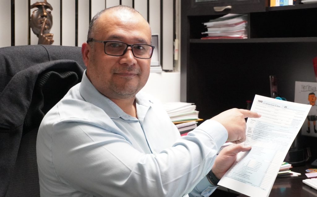 Norman Martínez, de NM Accounting Services recomienda ser lo más transparente posible para evitar errores en la declaración 