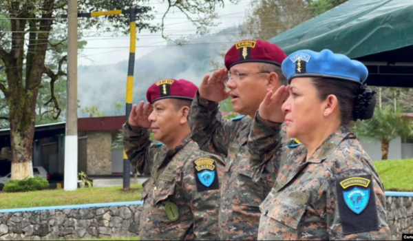 Hilda Gonzalez, Ejercito de Guatemala