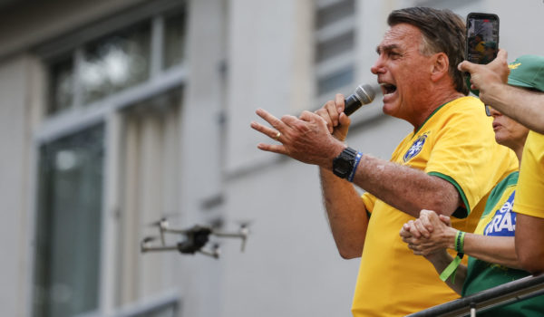 La Policía brasileña presenta cargos contra Bolsonaro por fraude en el certificado covid