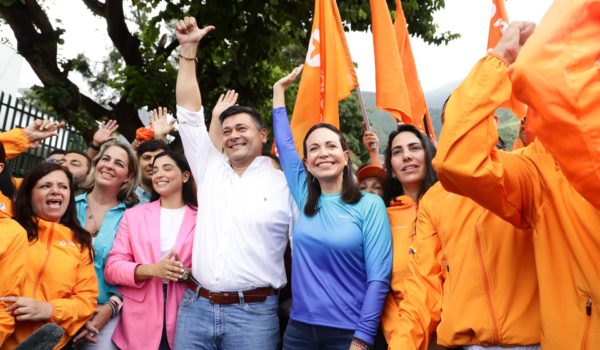Un partido antichavista, convencido de que Machado participará y ganará las presidenciales