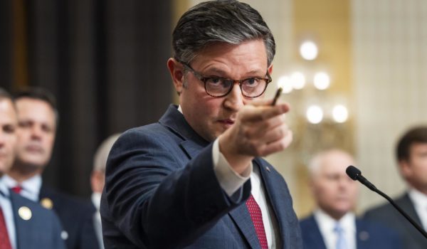 Republicanos y demócratas del Congreso anuncian un pacto para evitar un cierre de Gobierno