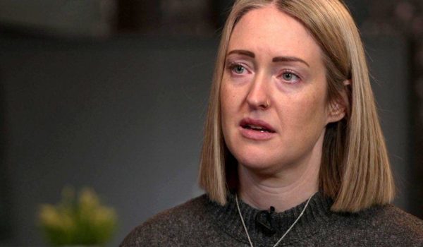 El emotivo encuentro de la madre de una adolescente asesinada con la madre de la joven que asesinó a su hija