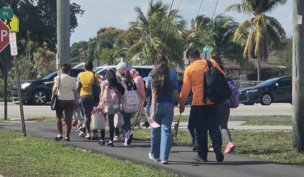 Estudiantes de escuelas de Florida