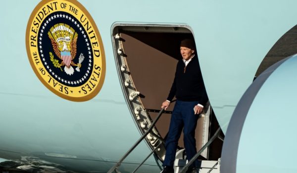 Biden y Trump ganan las primarias de sus partidos en Misisipi