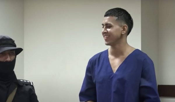 Fiscalía aporta más pruebas contra acusado del asesinato de Dereck Gómez