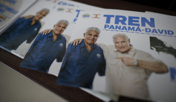 Mulino amplía ventaja en intención de voto a tres días de elecciones en Panamá