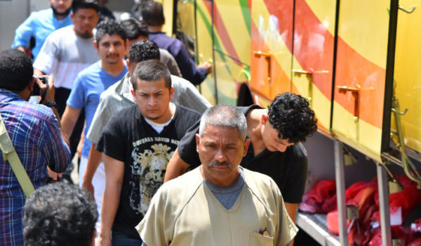 Más de 152,000 centroamericanos fueron deportados en 2023, según ente para las migraciones