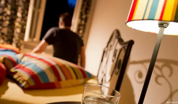 ¿Qué se puede hacer para dormir bien?