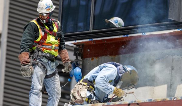 México registró más de 290,000 hechos de riesgo en el trabajo durante 2023
