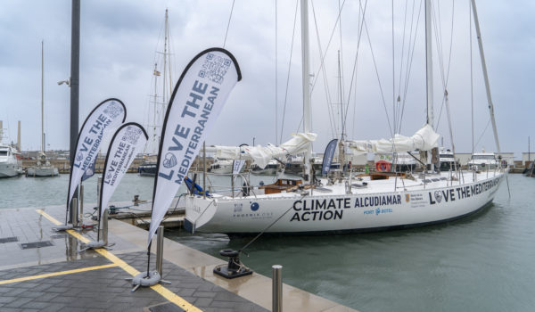 Sostenibilidad, ciencia y educación, unidas en el renovado velero eléctrico Galaxie