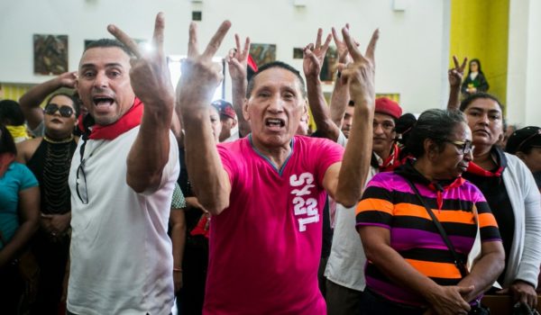 Cinco veces en que la dictadura profanó las misas de sus víctimas
