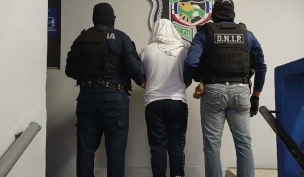 Investigan a dos nicaragüenses por crimen de nica-estadounidense en Panamá