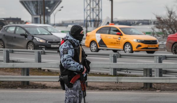 Un extranjero detenido en el Cáucaso reconoce que suministró armas a los terroristas de Moscú