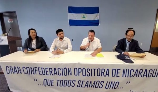 «Gran Confederación Opositora» lee proclama de unidad y convoca a más organizaciones a sumarse