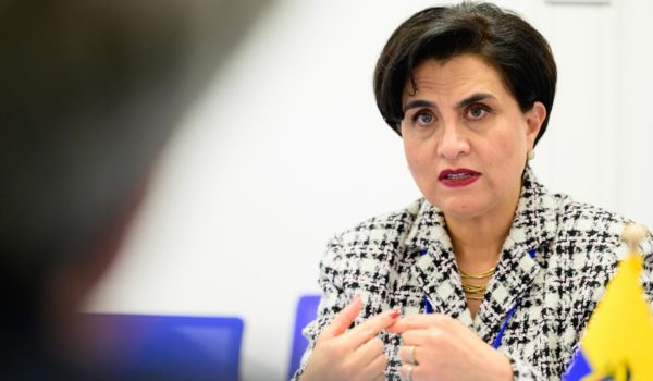La canciller de Ecuador asegura que México incumplió primero la Convención de Viena