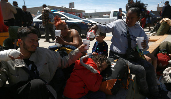 Migrantes denuncian operativos más violentos en la frontera norte de México