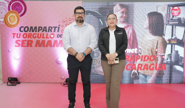 Compartí tu orgullo de ser mamá con Claro  