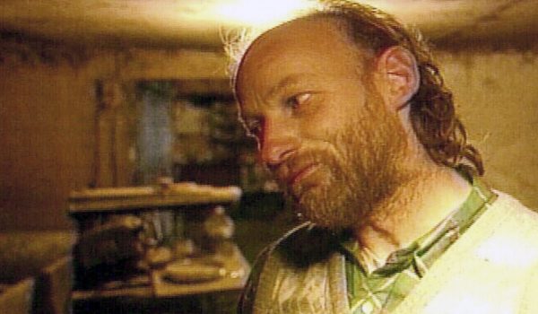 El peor asesino en serie de Canadá se encuentra en grave estado tras un ataque en prisión