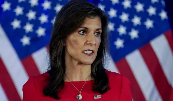 Nikki Haley se reúne con miembros del Gabinete de Guerra en su visita de apoyo a Israel