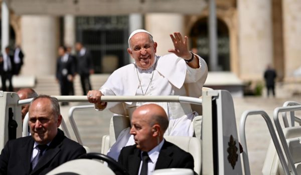El papa «es fuerte y está preparado» para el Jubileo, que atraerá a 32 millones de fieles
