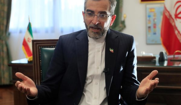Jameneí aprueba que el vicepresidente ocupe la presidencia iraní y declara 5 días de luto