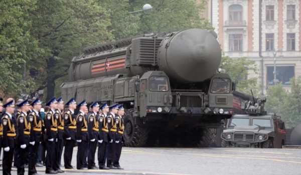 Rusia inicia maniobras con armas nucleares tácticas