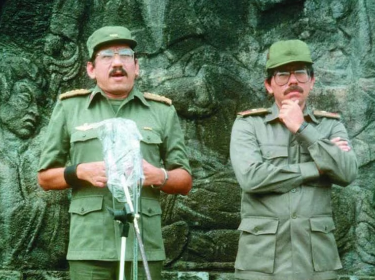 Humberto Ortega y Daniel Ortega