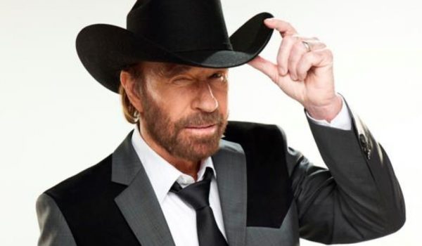 Diez curiosidades sobre el mítico Chuck Norris, el héroe ultraconservador