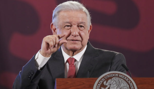 López Obrador niega haber endurecido las medidas migratorias por presiones de EE.UU.