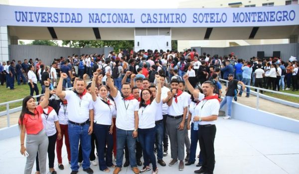 ¿Por qué la existencia de la confiscada Universidad Casimiro Sotelo está en riesgo?