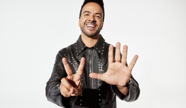 Luis Fonsi toma «un viaje emocional» al sacar un nuevo disco para sus 25 años de carrera