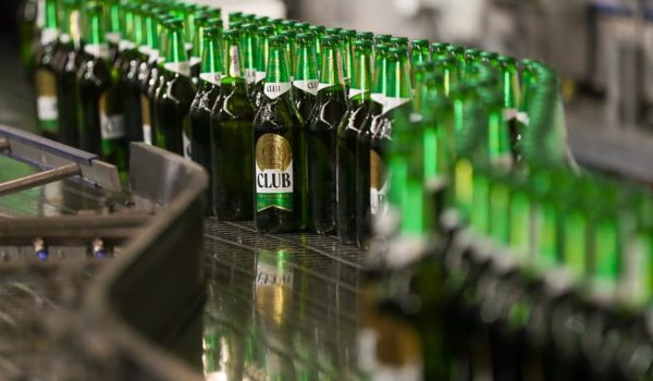 La mayor cervecera de Ecuador celebra ser «la mejor de América y la segunda del mundo»