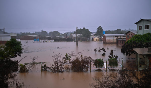 Suben a 148 los muertos por las inundaciones en el sur de Brasil