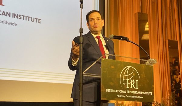 Senador Marco Rubio resalta valentía de obispo Álvarez frente a la represión