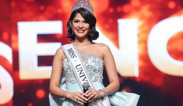 Sheynnis Palacios se alista para entregar la corona de Miss Universo