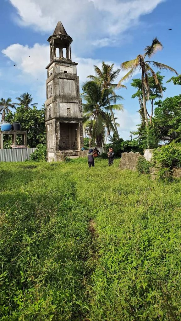 Este es el campanario donde fue asesinada Celida Jhonson Moody, de 18 años.. LA PRENSA/ Tomada de Radio La Primerísima. 