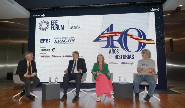 La Agencia EFE ensalza su vocación e imparcialidad inalterable tras 40 años en Aragón