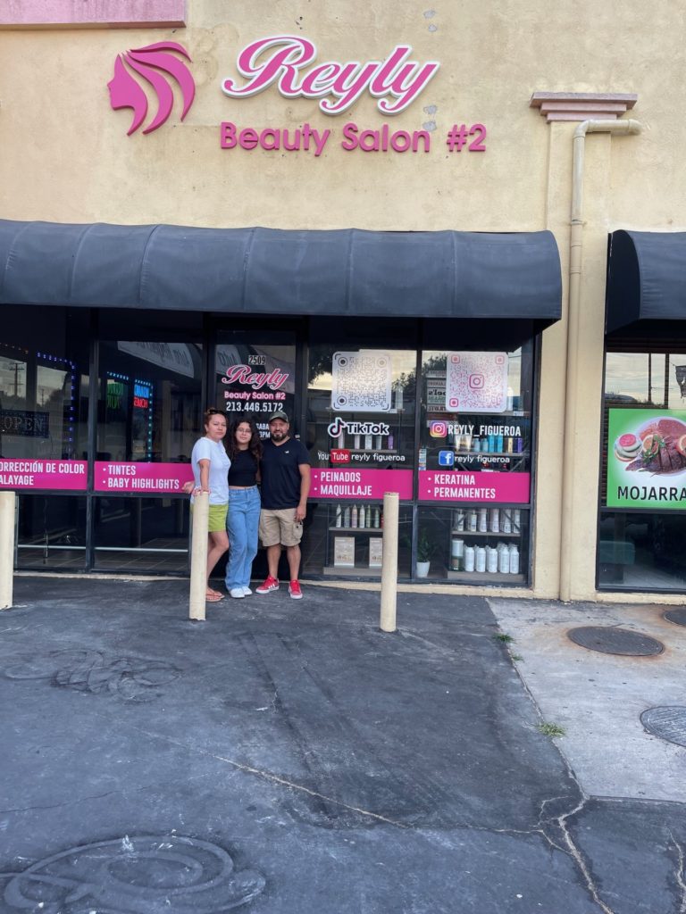 salón de belleza, Reyly Figueroa, California, Los Angeles