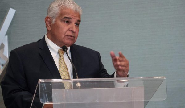 Mulino asume la presidencia con el empeño de que Panamá vuelva a ser un Estado «respetado»