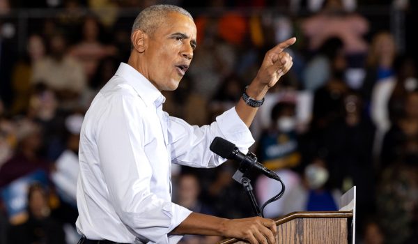 Obama agradece al presidente Biden su «vida de servicio al pueblo estadounidense»