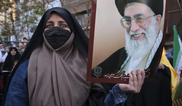 Grupo opositor iraní dice que el líder supremo Jameneí es el gran perdedor de los comicios
