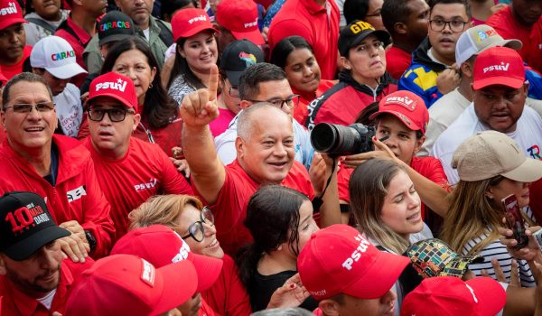 El chavismo dice que reconocerá los resultados si Maduro pierde las elecciones presidenciales