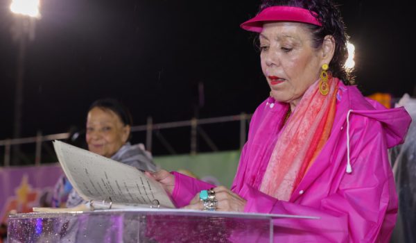 Rosario Murillo sale en defensa de ejecutivos de RT sancionados por Estados Unidos