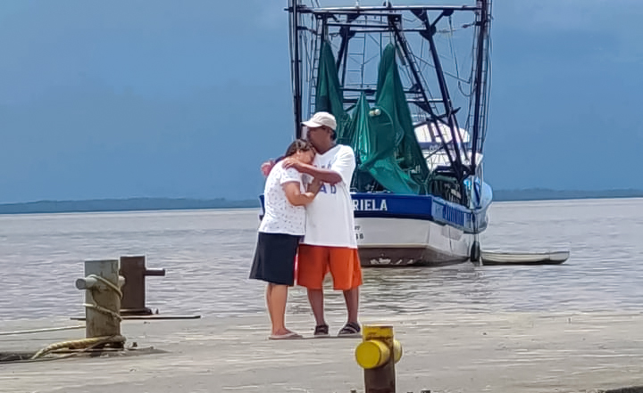 La bahía de Bluefields es escenario de dramáticas escenas  de dolor por la desaparición de diez pescadores. LA PRENSA/ Diario Al Día.    